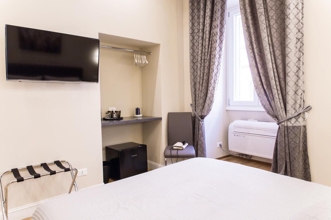 Nazionale Palace Suites Roma Exterior foto