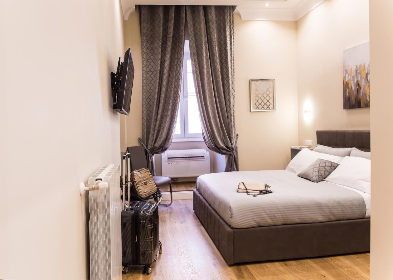 Nazionale Palace Suites Roma Exterior foto